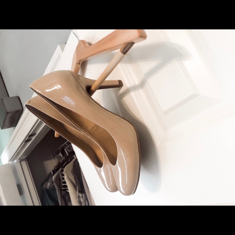 Size 7.5 Nude Heels